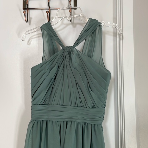 Sorella vita gown, size 4, eucalyptus - Picture 1 of 5